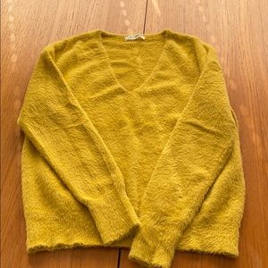 Yellow Sweater never worn SO SOFT